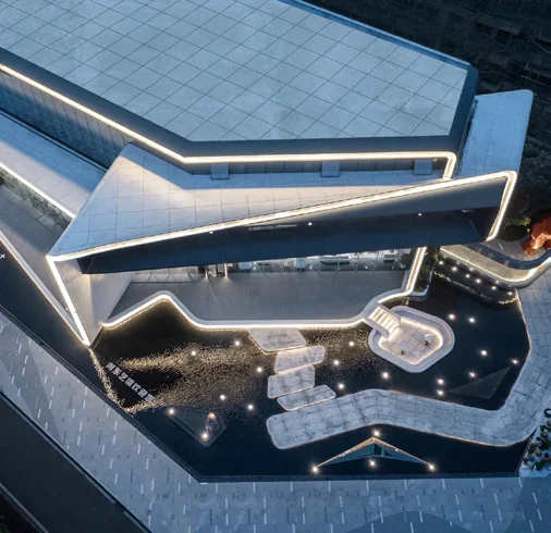 Why Are Aiyu Lighting’s LED Strips Suitable for Outdoor Applications?